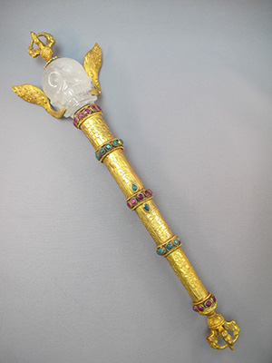 CRYSTAL SKULL MAGICAL WANDS